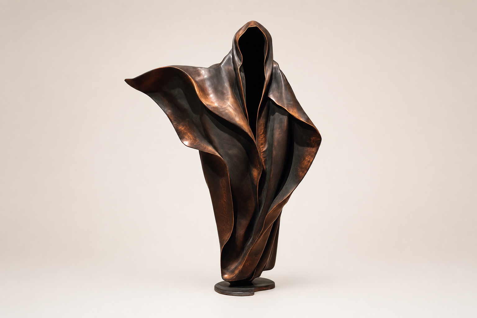 Figura — bronze sculpture by 1-OPH