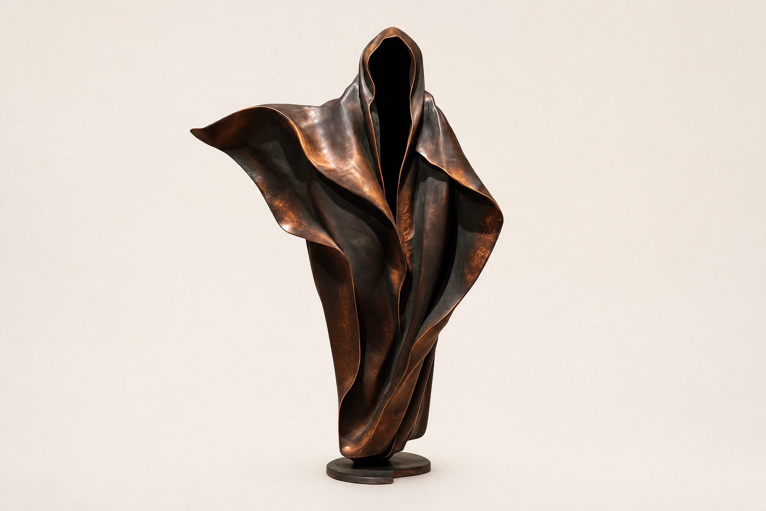 Figura — bronze sculpture by 1-OPH