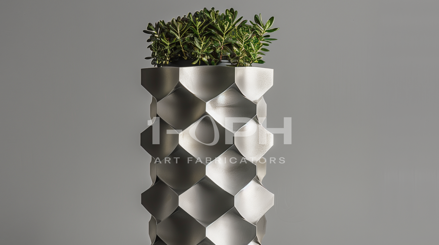 HexaFacet Stainless Steel Luxury Column Planter
