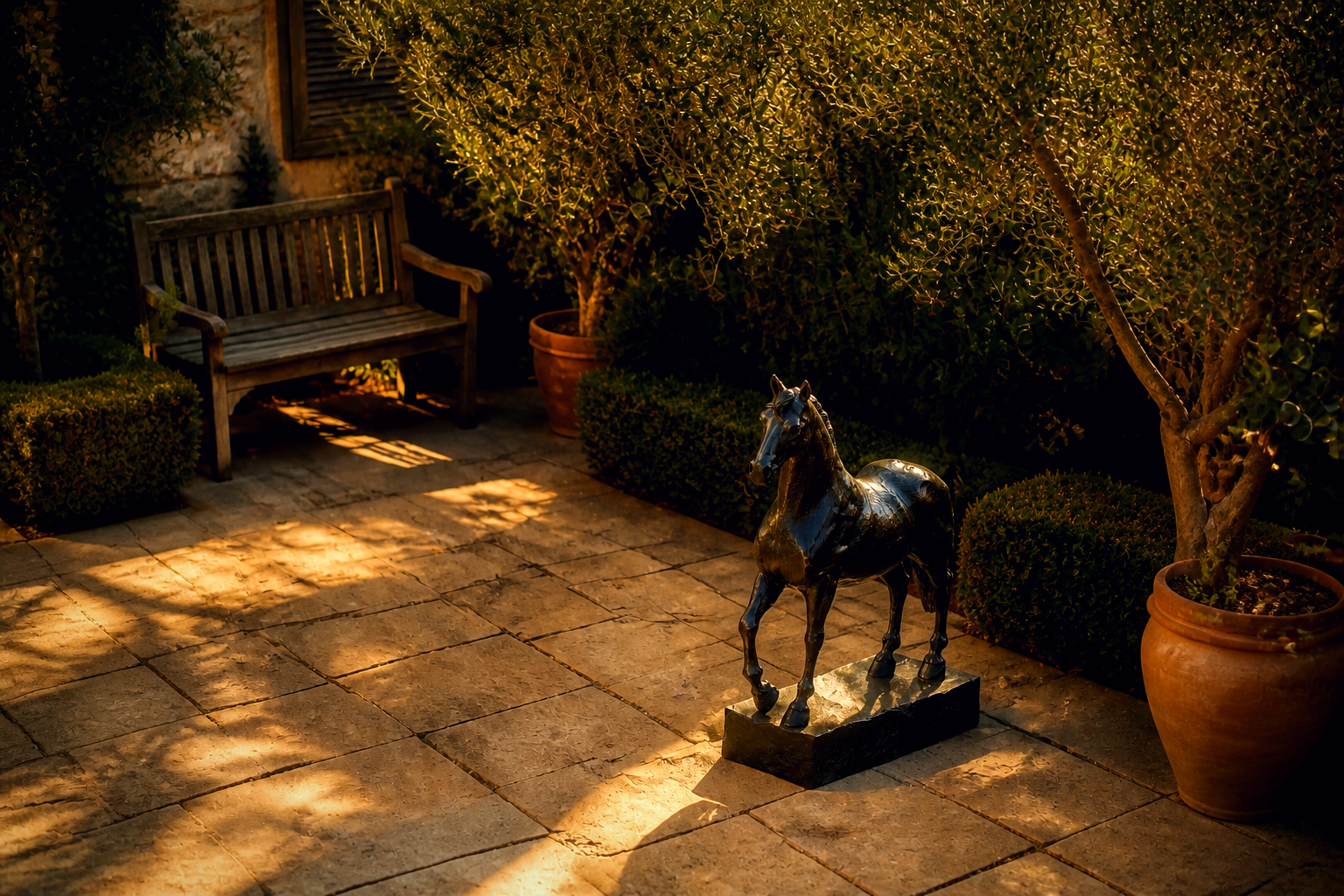 Restinga — Bronze sculpture by 1-OPH