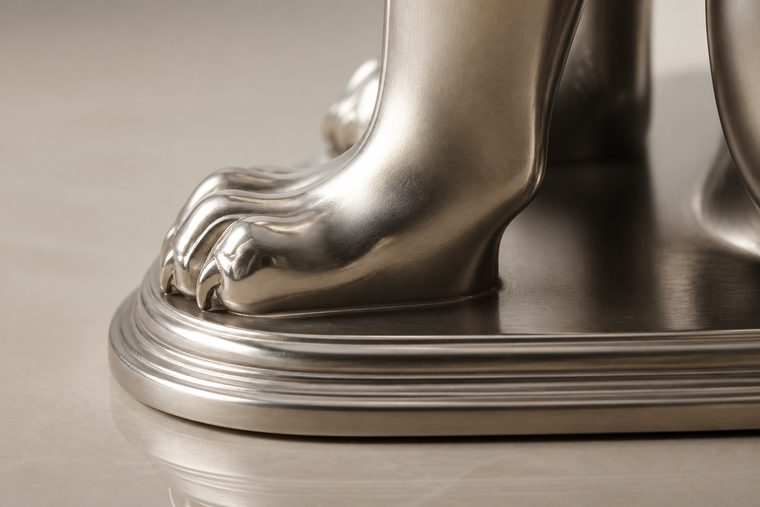Ferina — Stainless steel sculpture by 1-OPH