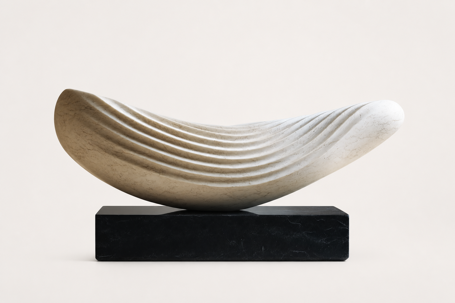 Saiph — Marble on Nero Marquina marble sculpture by 1-OPH