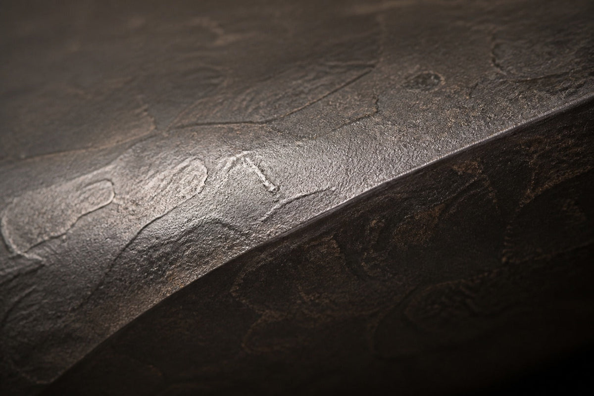 Suiran 220 stone fireplace, close studio detail of the surface and material
