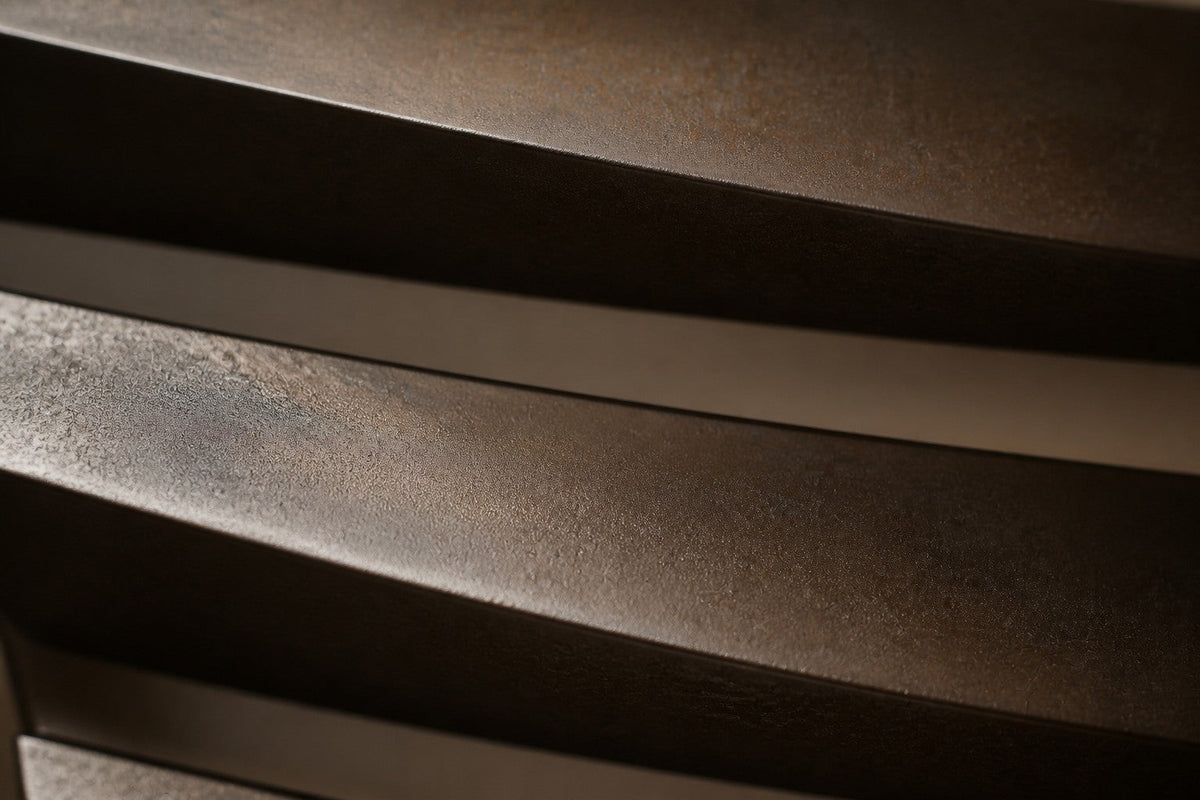 Zill — 150 × 90 cm dark bronze wall sculpture of stacked curved blades forming a fan, close studio detail of the surface and material